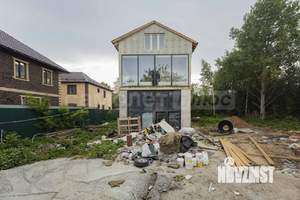 Дом 1670м², 3-этажный, участок 30 сот.  