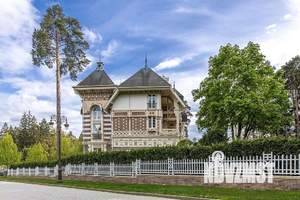 Дом 580м², 3-этажный, участок 31 сот.  