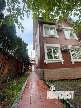 Таунхаус 230м², 3-этажный, участок 3 сот.  