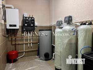 Дом 300м&sup2;, 2-этажный, участок 14 сот.  