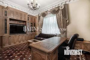 Дом 956м², 3-этажный, участок 228 сот.  