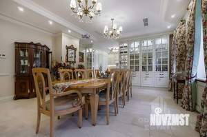 Таунхаус 367м², 3-этажный, участок 6 сот.  