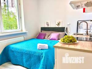 Студия квартира, посуточно, 14м2, 1/20 этаж