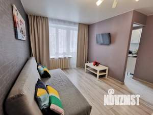 1-к квартира, посуточно, 40м2, 3/9 этаж