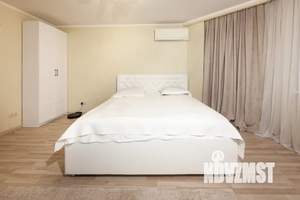 1-к квартира, посуточно, 48м2, 10/17 этаж