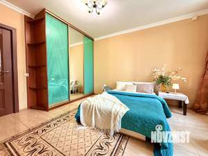 2-к квартира, посуточно, 54м2, 1/1 этаж