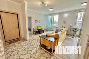4-к квартира, посуточно, 102м2, 2/22 этаж