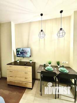 Студия квартира, посуточно, 21м2, 2/24 этаж