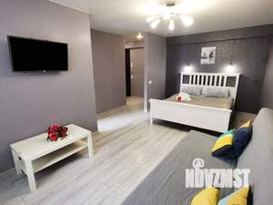 1-к квартира, посуточно, 38м2, 1/1 этаж