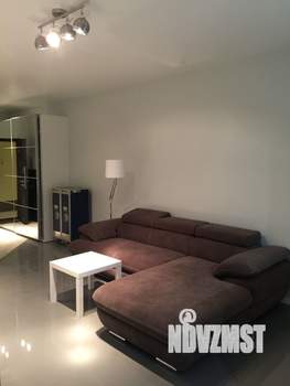 Студия квартира, на длительный срок, 40м2, 12/25 этаж