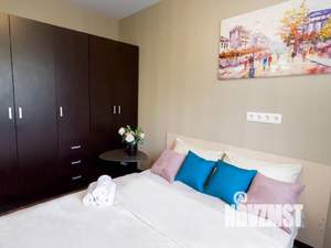 1-к квартира, посуточно, 42м2, 1/1 этаж