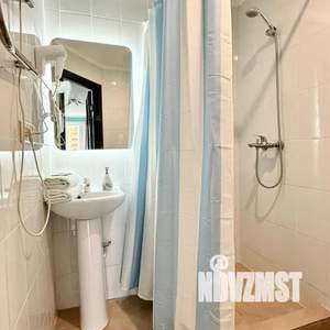 Студия квартира, посуточно, 18м2, 12/25 этаж