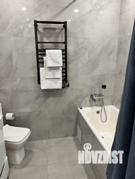 1-к квартира, посуточно, 44м2, 6/25 этаж