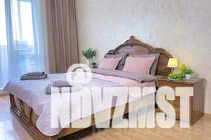 1-к квартира, посуточно, 65м2, 16/22 этаж