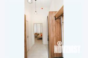 1-к квартира, посуточно, 40м2, 1/25 этаж