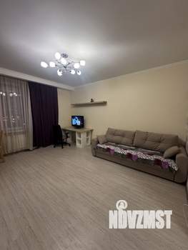 Студия квартира, на длительный срок, 43м2, 7/25 этаж