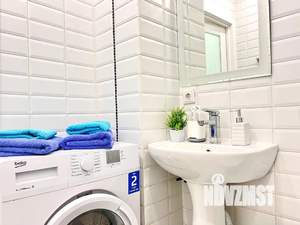 Студия квартира, посуточно, 14м2, 1/20 этаж