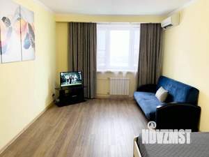 1-к квартира, посуточно, 43м2, 1/1 этаж