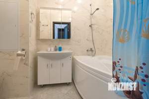 1-к квартира, посуточно, 46м2, 1/1 этаж