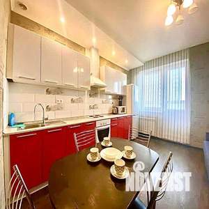 1-к квартира, посуточно, 44м2, 1/1 этаж