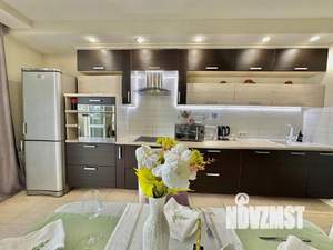 1-к квартира, посуточно, 55м2, 1/1 этаж