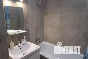 1-к квартира, посуточно, 42м2, 1/22 этаж