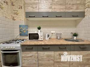 1-к квартира, посуточно, 46м2, 1/1 этаж