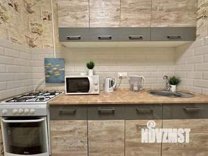 1-к квартира, посуточно, 46м2, 1/1 этаж