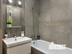 Студия квартира, посуточно, 42м2, 1/22 этаж