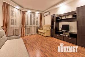 1-к квартира, посуточно, 42м2, 1/1 этаж