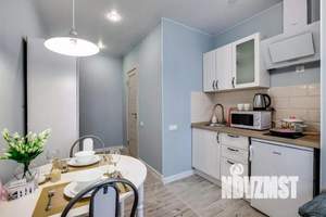 1-к квартира, посуточно, 18м2, 1/1 этаж