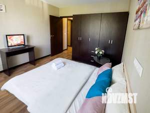 1-к квартира, посуточно, 42м2, 1/1 этаж