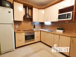 1-к квартира, посуточно, 40м2, 10/22 этаж