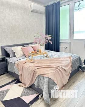 2-к квартира, посуточно, 53м2, 3/25 этаж