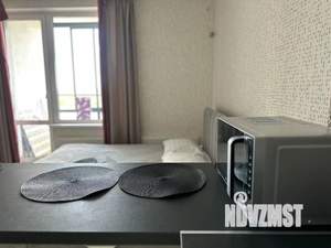 Студия квартира, посуточно, 35м2, 11/25 этаж