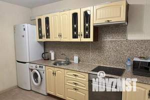 1-к квартира, посуточно, 47м2, 3/17 этаж