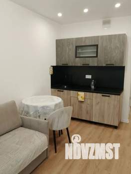 Студия квартира, посуточно, 28м2, 21/25 этаж