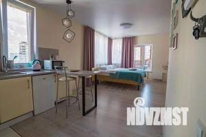 1-к квартира, посуточно, 35м2, 19/25 этаж