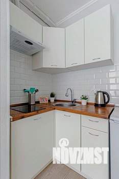 1-к квартира, посуточно, 13м2, 1/1 этаж