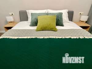 2-к квартира, посуточно, 41м2, 3/18 этаж