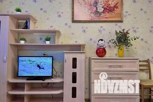 1-к квартира, посуточно, 35м2, 6/9 этаж