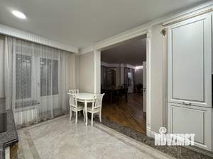 3-к квартира, на длительный срок, 100м2, 1/16 этаж