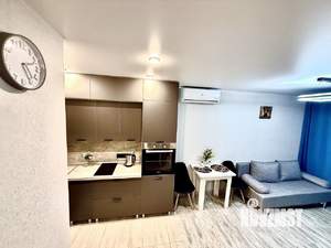 1-к квартира, посуточно, 35м2, 2/25 этаж