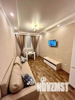 1-к квартира, посуточно, 44м2, 1/1 этаж