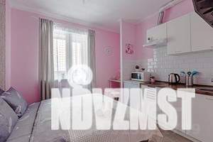 1-к квартира, посуточно, 13м2, 2/25 этаж