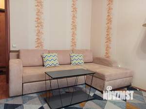 1-к квартира, посуточно, 40м2, 7/24 этаж