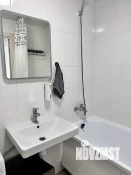 2-к квартира, посуточно, 40м2, 18/25 этаж