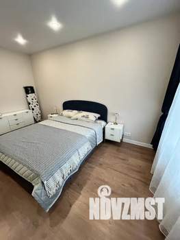 1-к квартира, посуточно, 44м2, 6/25 этаж