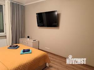 2-к квартира, посуточно, 66м2, 10/18 этаж