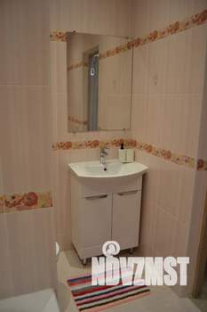 Студия квартира, посуточно, 27м2, 10/24 этаж